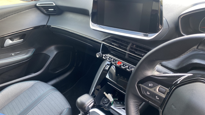 Peugeot 208 1.2 PureTech 100 Allure 5dr Petrol Hatchback